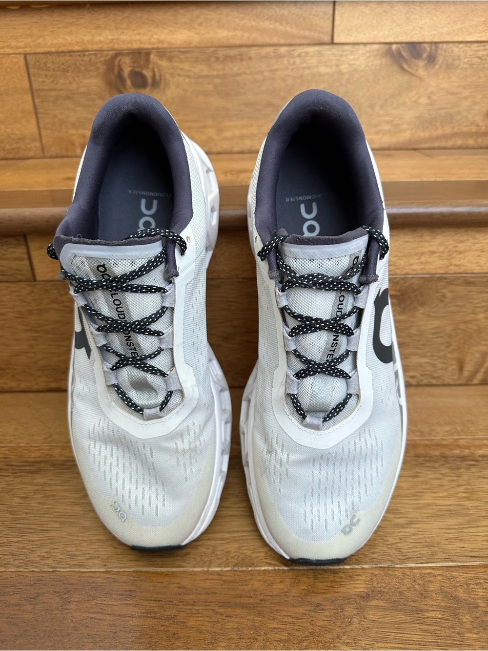 On Cloudmonster Men’s size 10.5 white - Picture 11 of 11